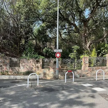 Bord De Boulouris à Raphael *