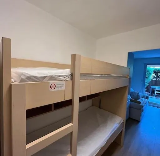 Bord De Boulouris A Raphael